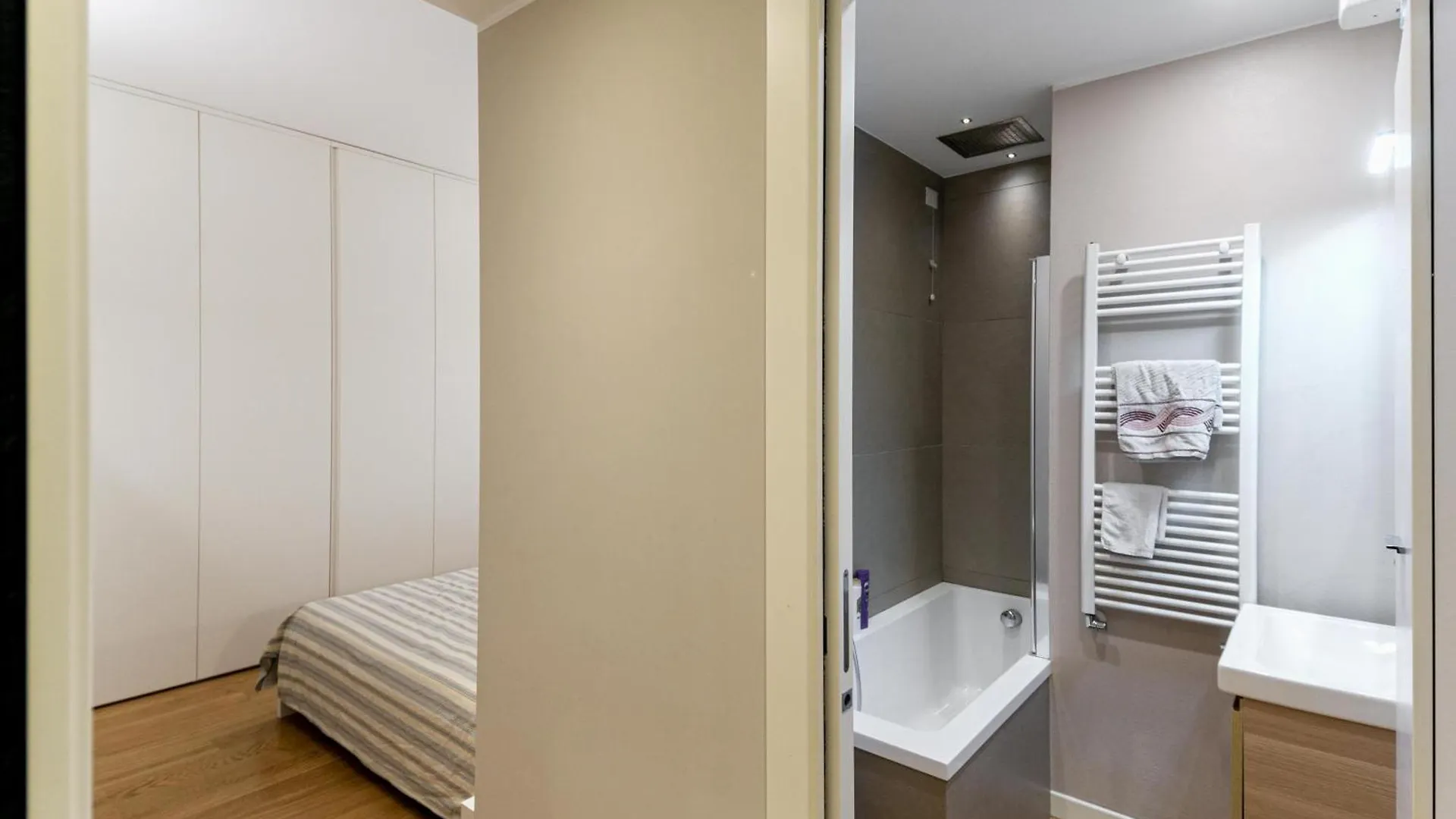 Milan Nanna B&B, Metro M3,Ieo, Duomo Colazione Inclusa San Donato Milanese 0*,  Italy