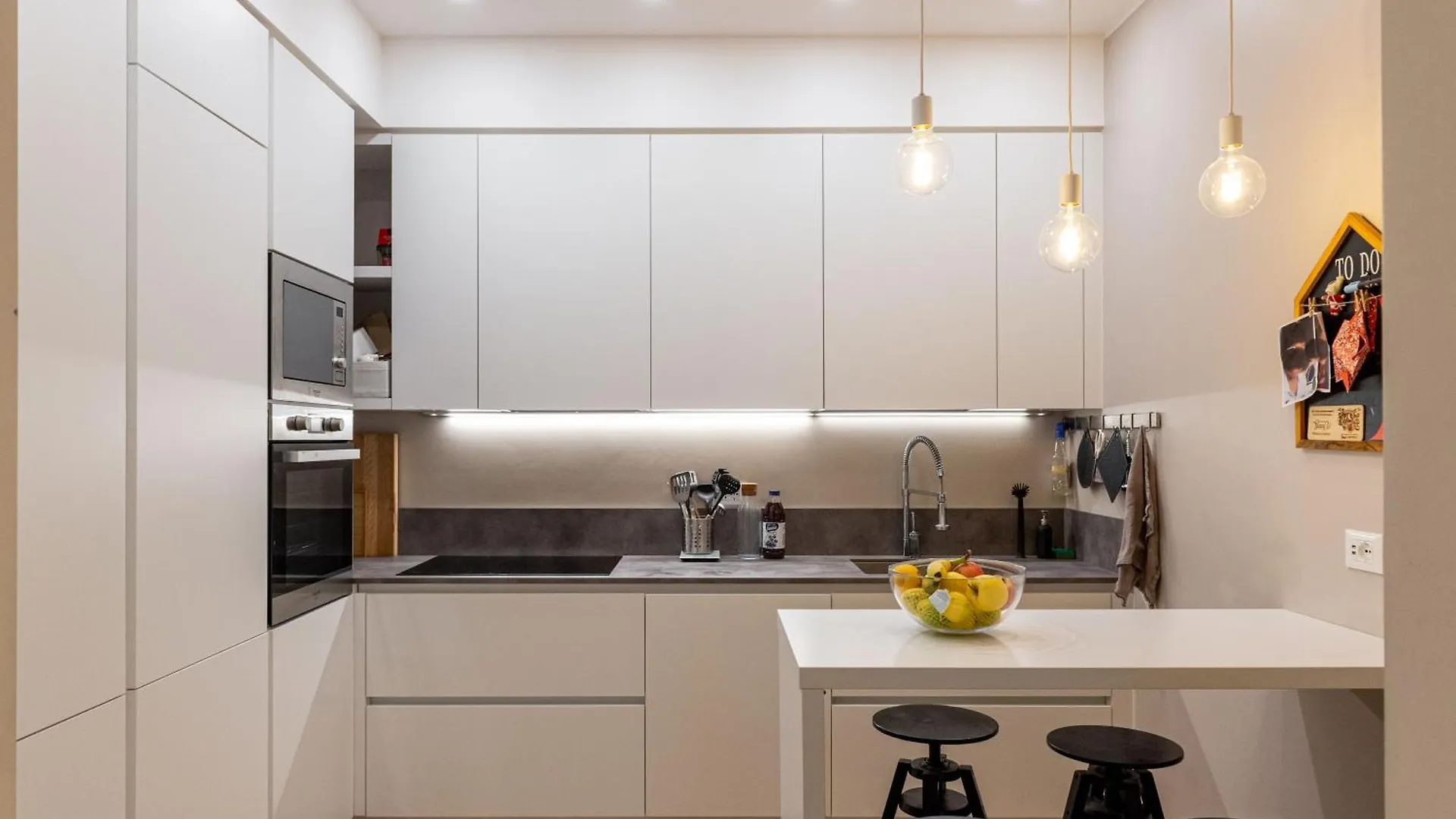 Bed & Breakfast Milan Nanna B&B, Metro M3,Ieo, Duomo Colazione Inclusa San Donato Milanese