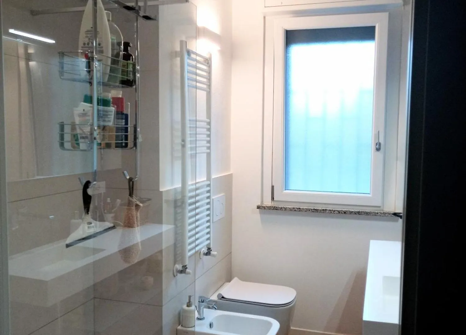 Milan Nanna B&B, Metro M3,Ieo, Duomo Colazione Inclusa San Donato Milanese 0*,